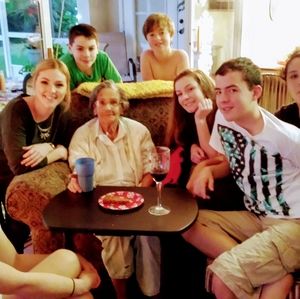 Meet your Posher, Linda